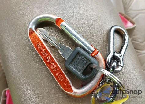 1997 Chevrolet Blazer Lt from USA, damaged, VIN 1GNDT13W2V2103356